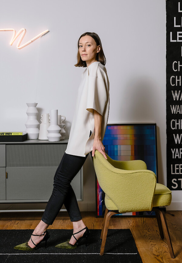alina abramova
<span class=title>[Co-founder, Design Director]</span>